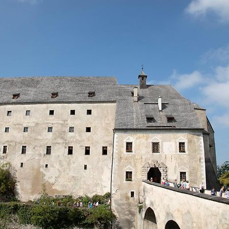 Отель Burg Altpernstein Micheldorf in Oberosterreich Экстерьер фото